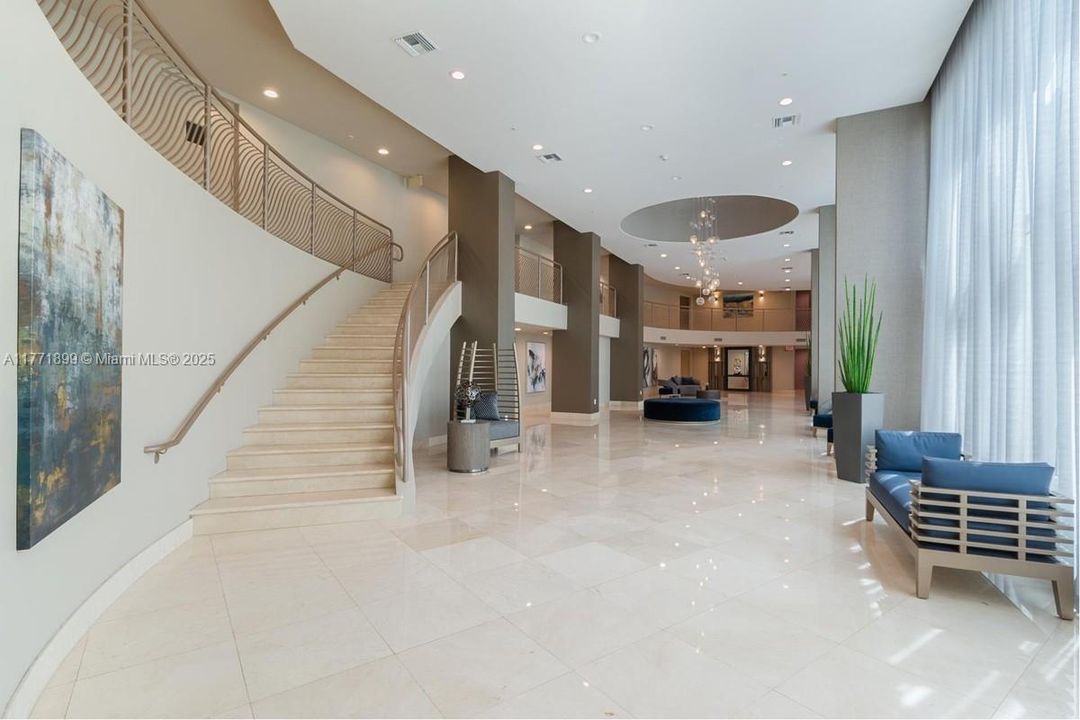 Recently Rented: $6,800 (3 beds, 3 baths, 2130 Square Feet)