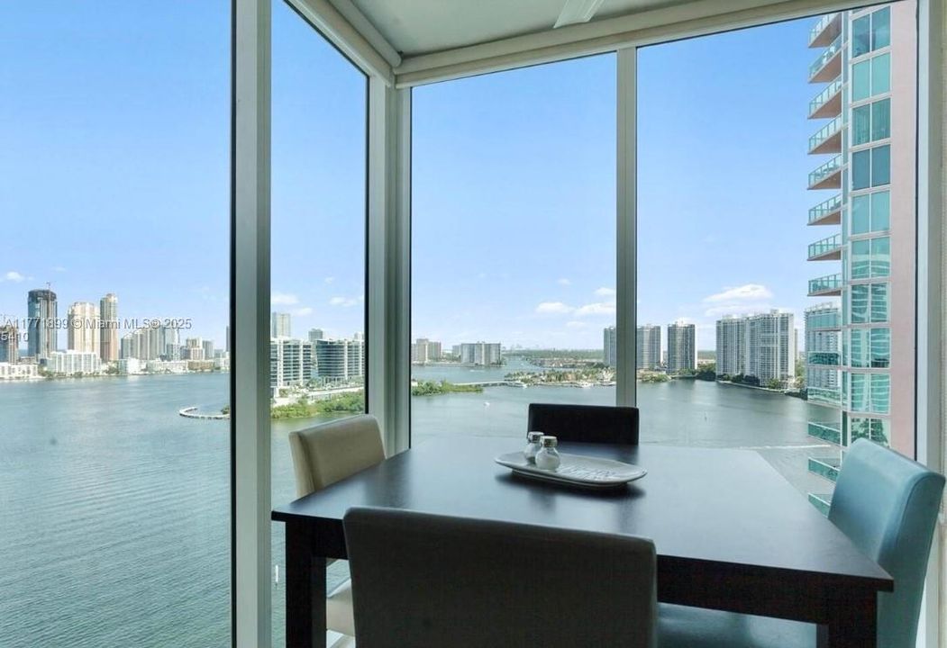 Recently Rented: $6,800 (3 beds, 3 baths, 2130 Square Feet)