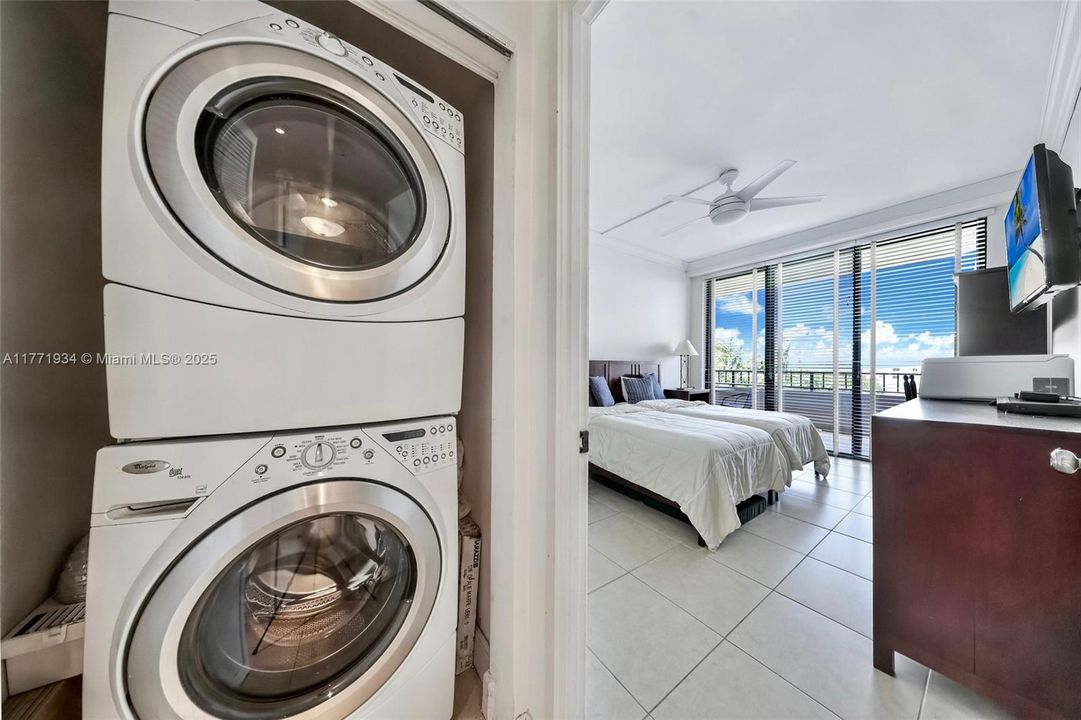 最近售出: $1,000,000 (2 贝兹, 2 浴室, 1532 平方英尺)