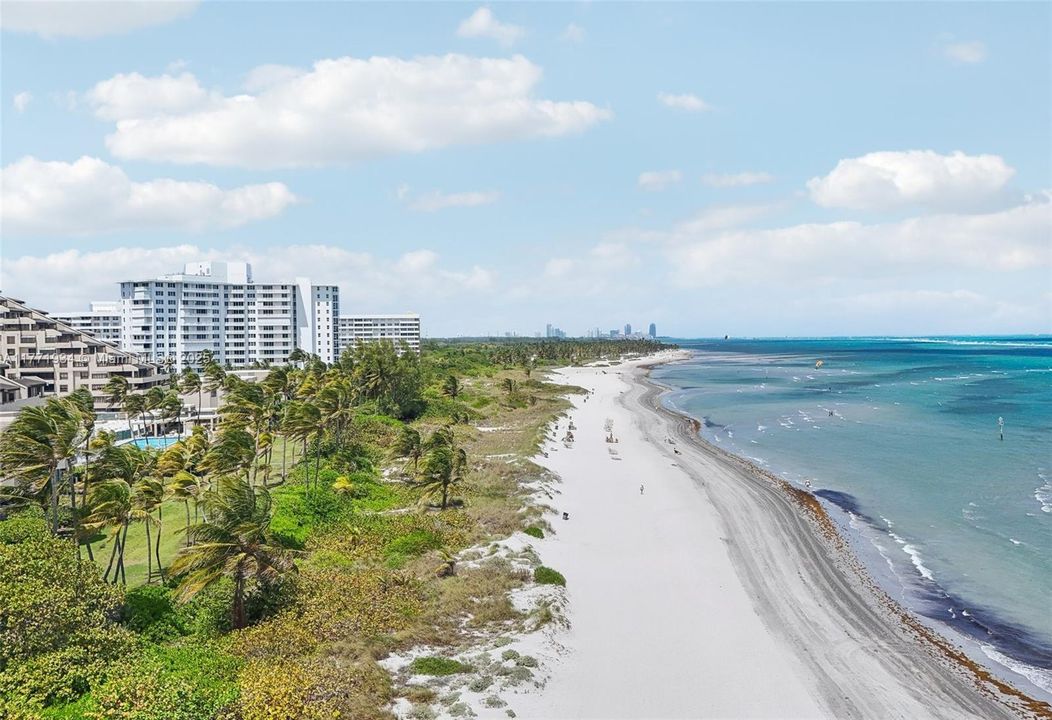 最近售出: $1,000,000 (2 贝兹, 2 浴室, 1532 平方英尺)