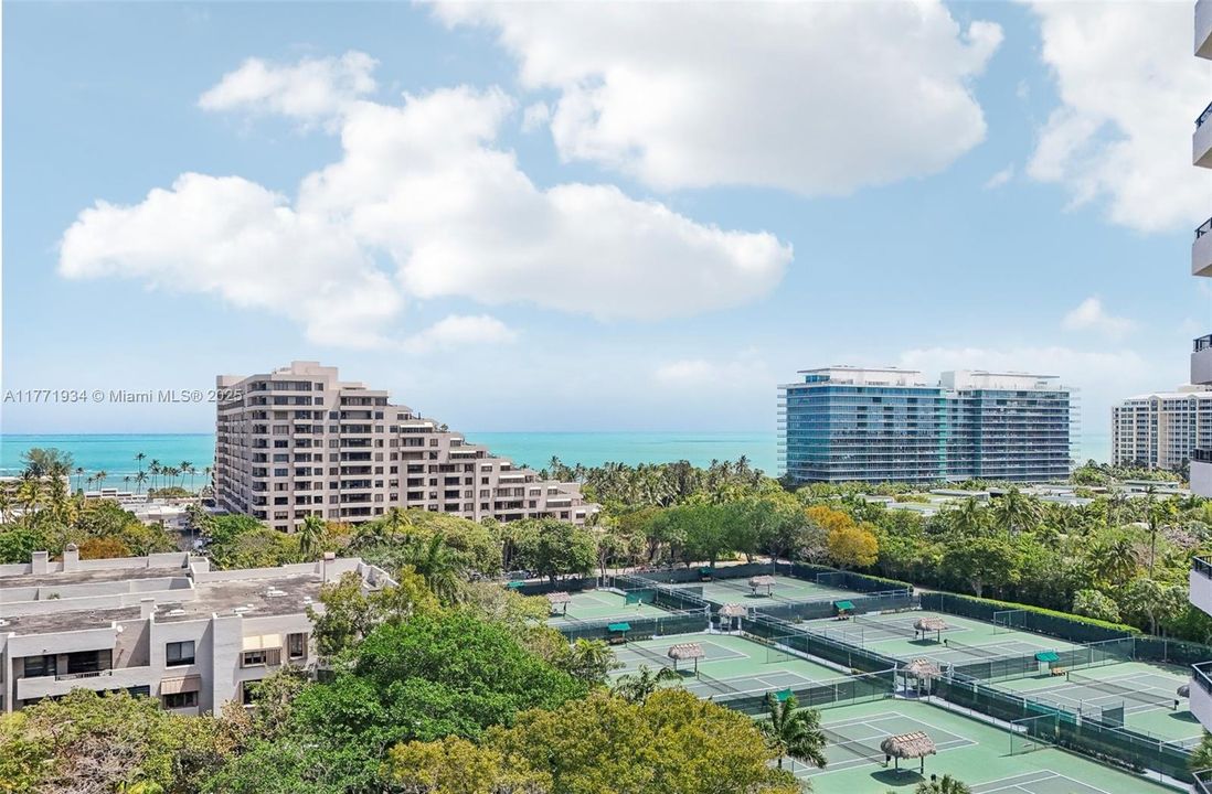 最近售出: $1,000,000 (2 贝兹, 2 浴室, 1532 平方英尺)