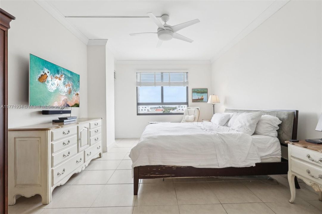 最近售出: $1,000,000 (2 贝兹, 2 浴室, 1532 平方英尺)