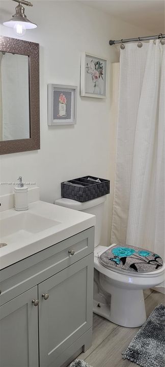 Recently Rented: $1,790 (2 beds, 2 baths, 888 Square Feet)