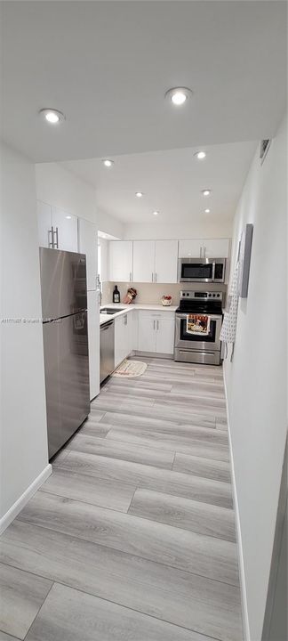 Recently Rented: $1,790 (2 beds, 2 baths, 888 Square Feet)