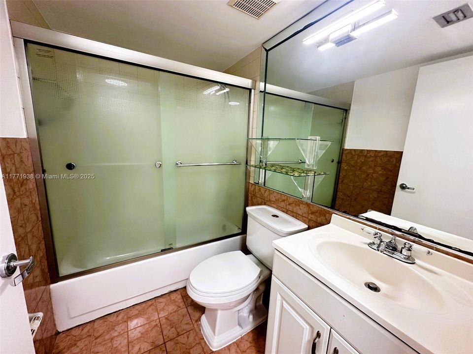 最近租的: $2,250 (2 贝兹, 2 浴室, 760 平方英尺)