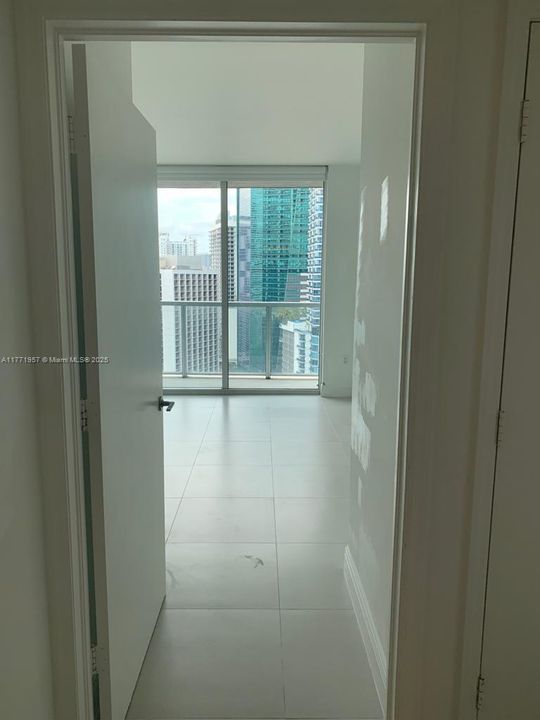 Recently Rented: $3,200 (1 beds, 1 baths, 754 Square Feet)