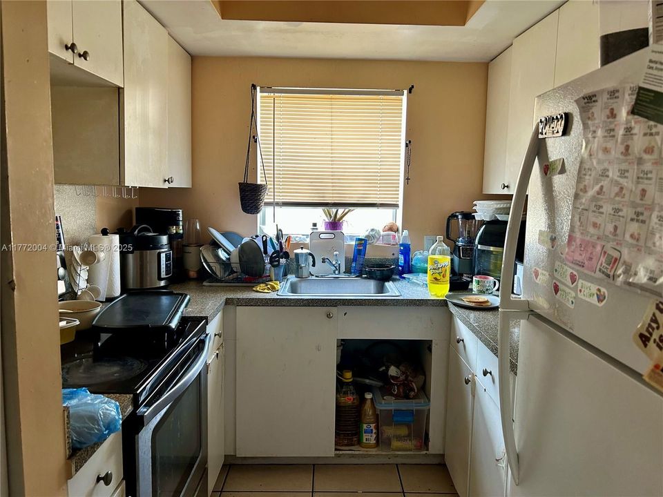 Recently Sold: $850,000 (0 beds, 0 baths, 3920 Square Feet)