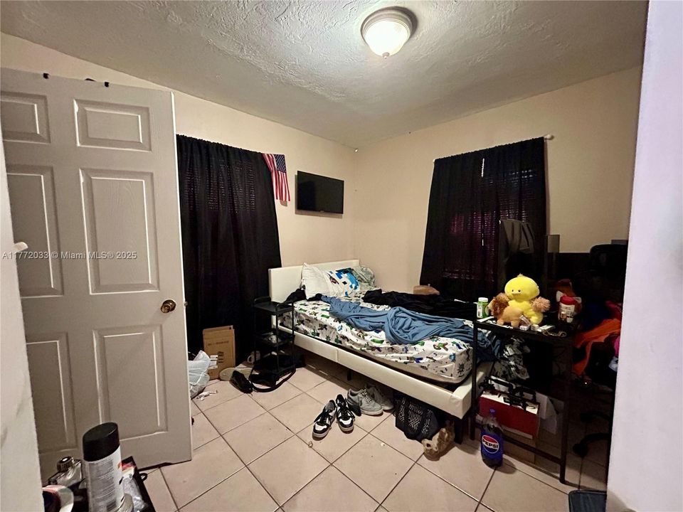 For Sale: $800,000 (0 beds, 0 baths, 2815 Square Feet)