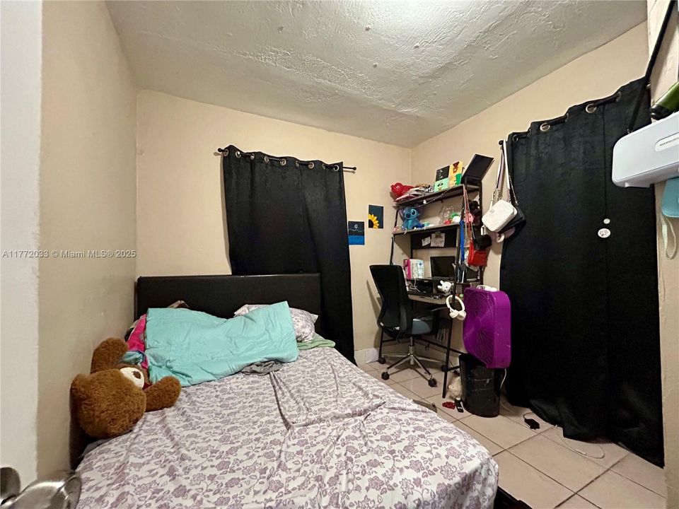 For Sale: $800,000 (0 beds, 0 baths, 2815 Square Feet)