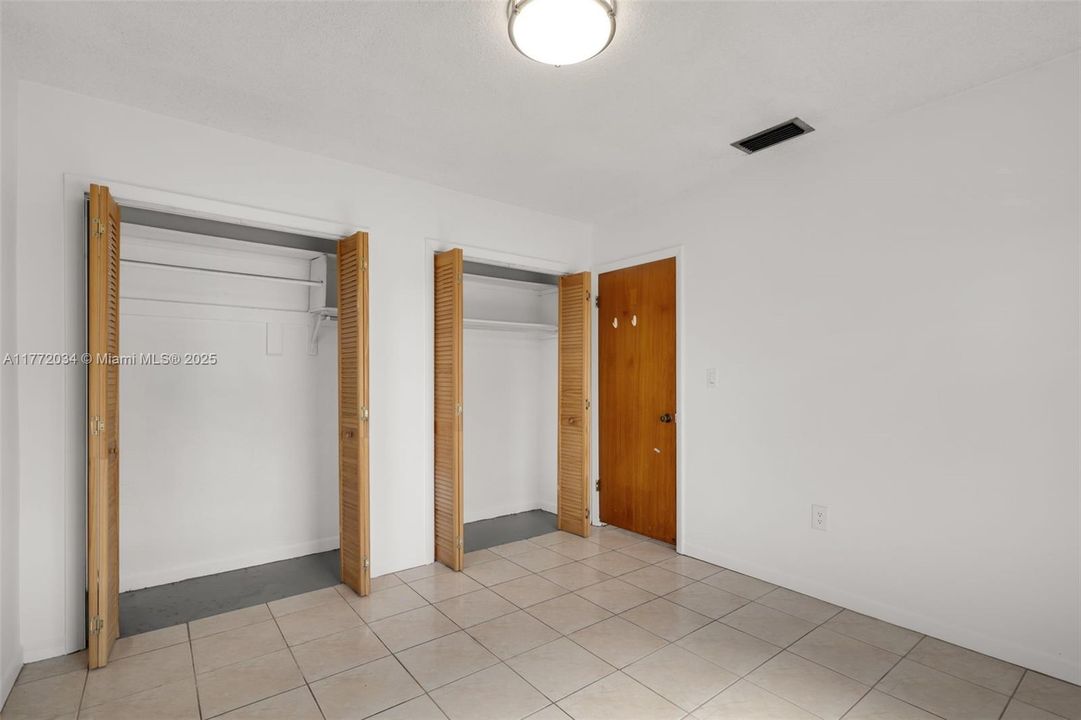 Recently Rented: $3,400 (4 beds, 2 baths, 1540 Square Feet)