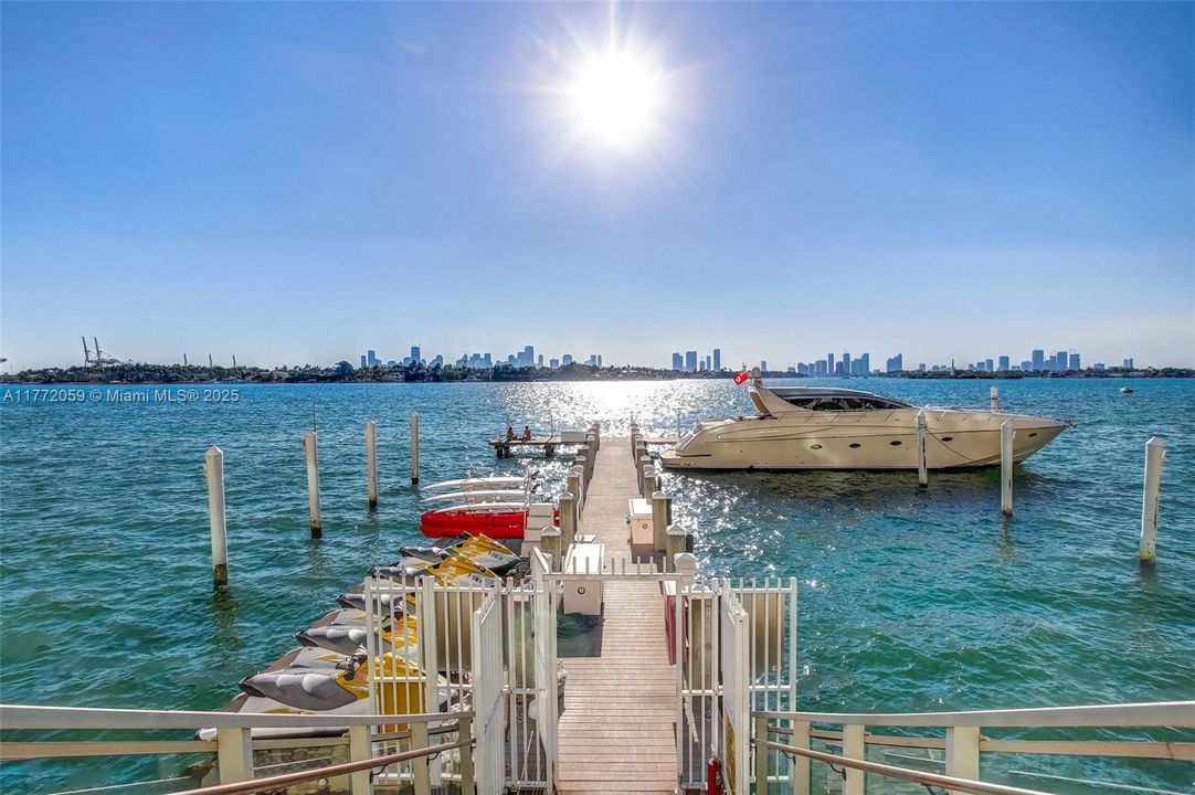 待售: $279,000 (1 贝兹, 1 浴室, 578 平方英尺)