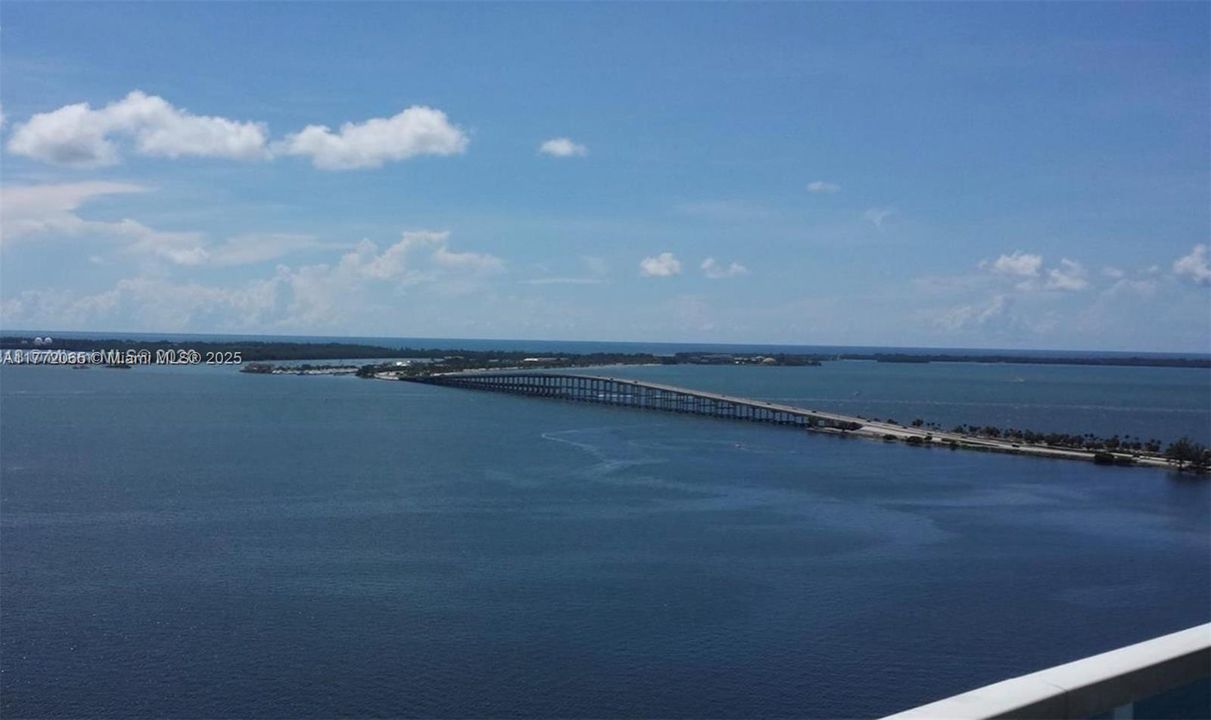 Recently Sold: $489,000 (1 beds, 1 baths, 791 Square Feet)