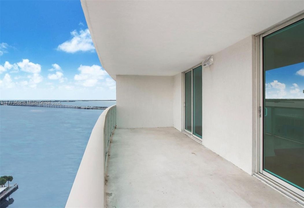 Recently Sold: $489,000 (1 beds, 1 baths, 791 Square Feet)