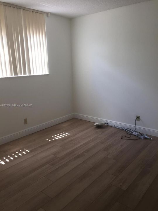 Recientemente alquilado: $2,000 (2 camas, 2 baños, 884 Pies cuadrados)