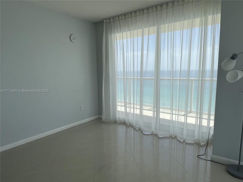 For Sale: $1,360,000 (2 beds, 2 baths, 1602 Square Feet)