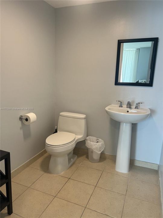 For Sale: $1,360,000 (2 beds, 2 baths, 1602 Square Feet)