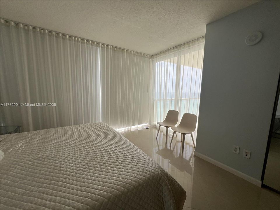 For Sale: $1,360,000 (2 beds, 2 baths, 1602 Square Feet)