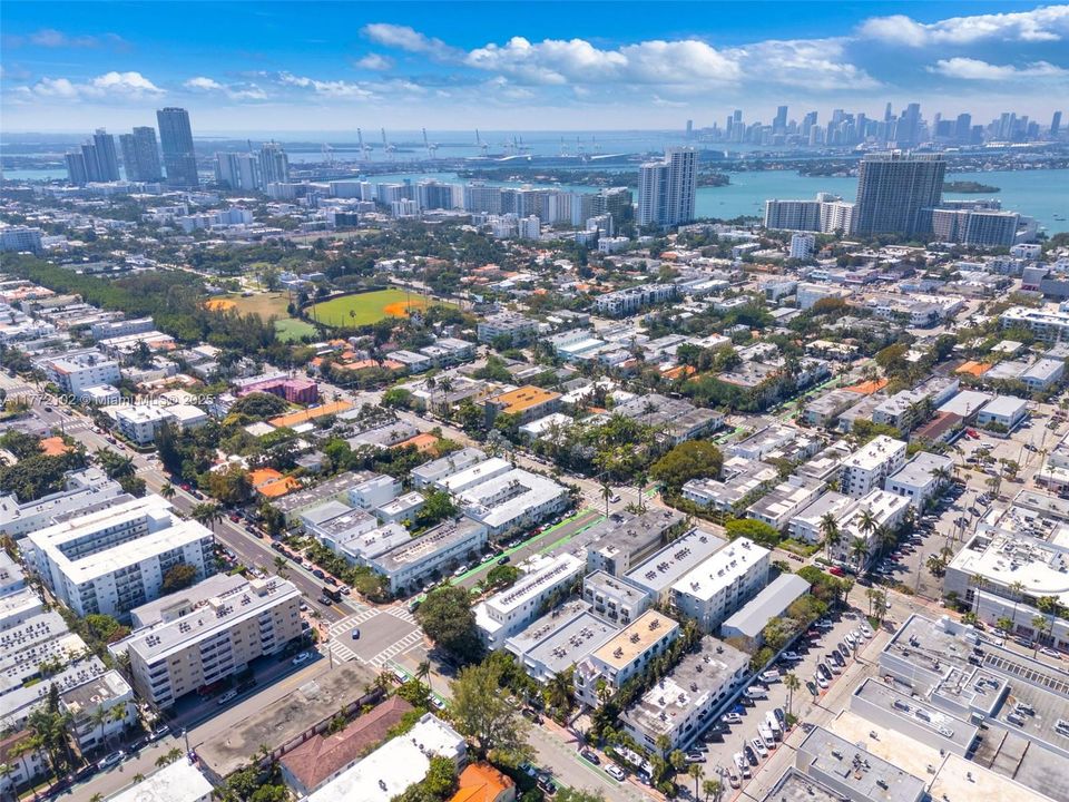 Recently Sold: $349,000 (1 beds, 1 baths, 511 Square Feet)