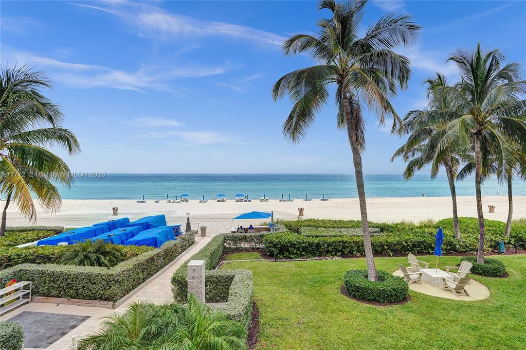 Recently Sold: $2,200,000 (3 beds, 3 baths, 1840 Square Feet)