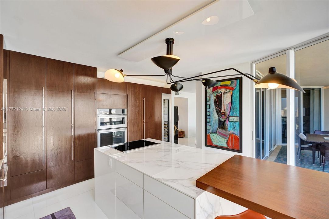 Recently Sold: $2,200,000 (3 beds, 3 baths, 1840 Square Feet)