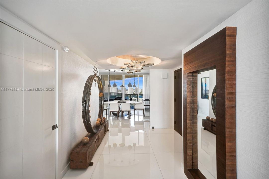 Recently Sold: $2,200,000 (3 beds, 3 baths, 1840 Square Feet)