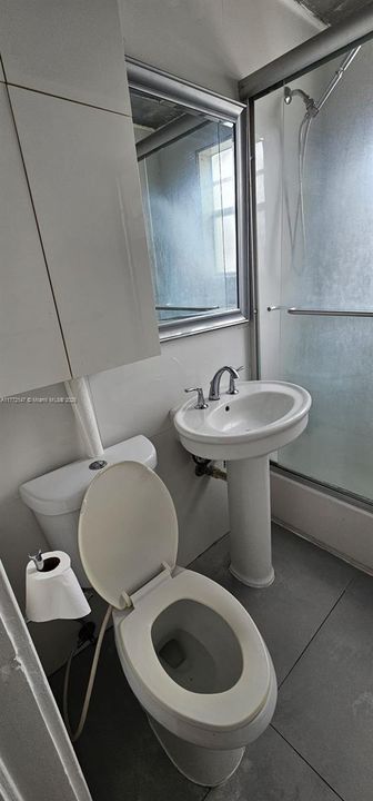 На продажу: $230,000 (0 спален, 1 ванн, 538 Квадратных фут)