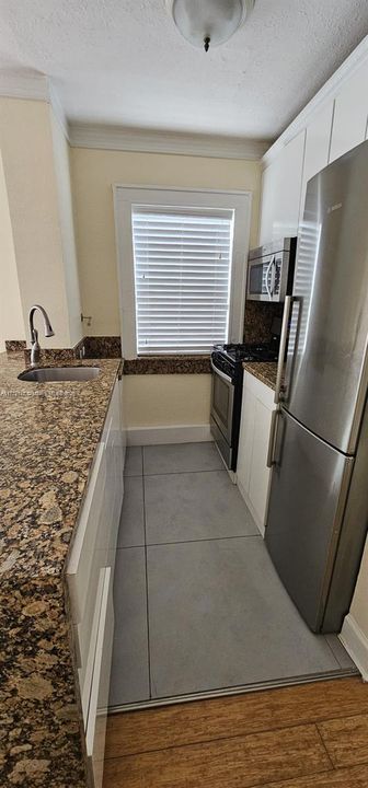 На продажу: $230,000 (0 спален, 1 ванн, 538 Квадратных фут)