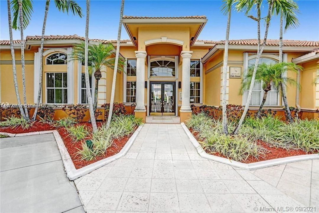 Недавно арендовано: $2,200 (2 спален, 2 ванн, 1230 Квадратных фут)