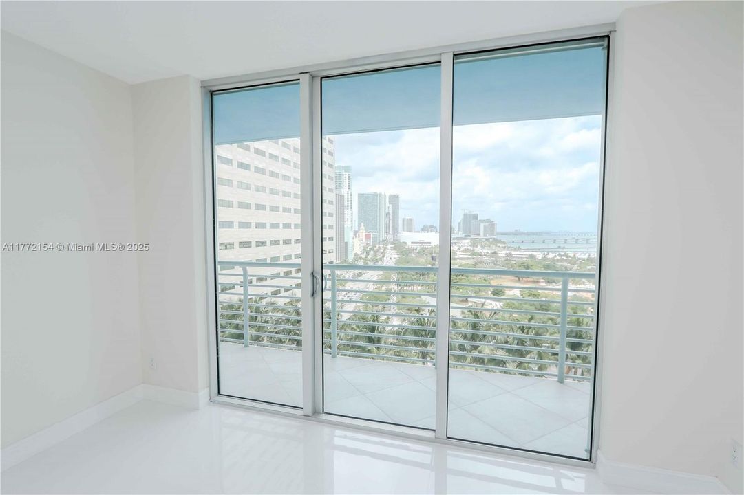 Recently Rented: $3,800 (2 beds, 2 baths, 1169 Square Feet)