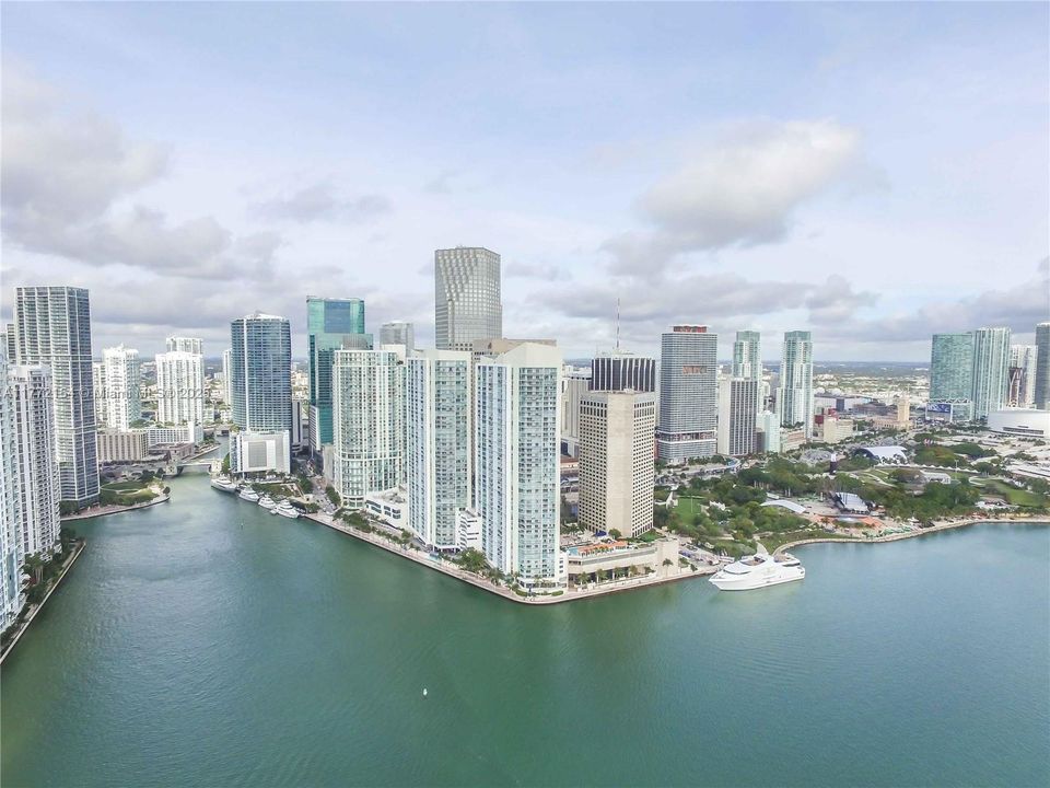 Recently Rented: $3,800 (2 beds, 2 baths, 1169 Square Feet)