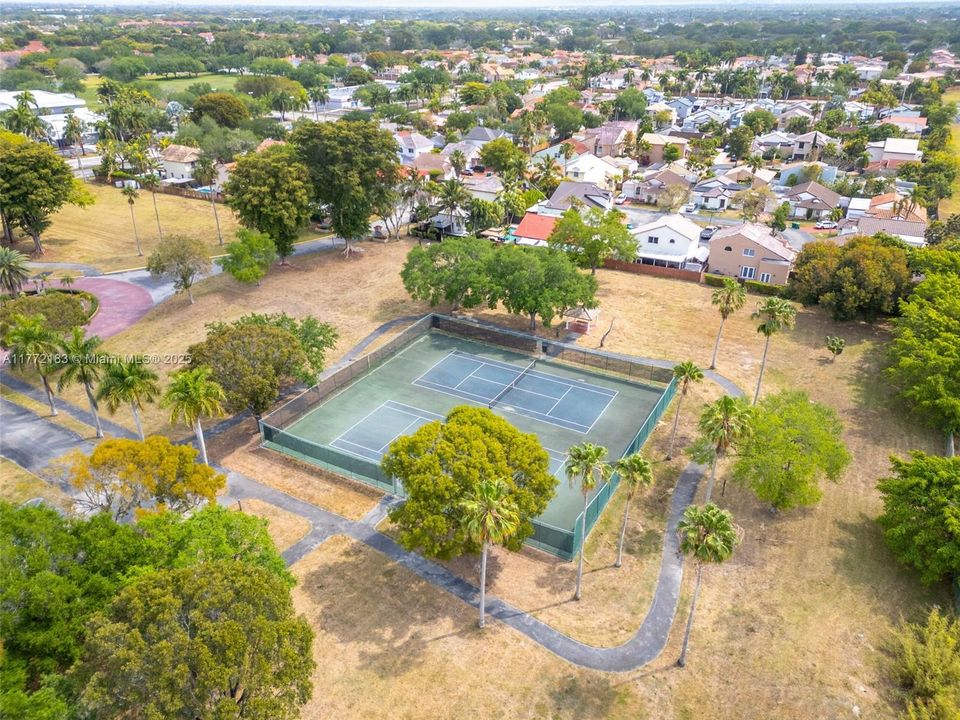 Recently Sold: $499,000 (3 beds, 2 baths, 1023 Square Feet)
