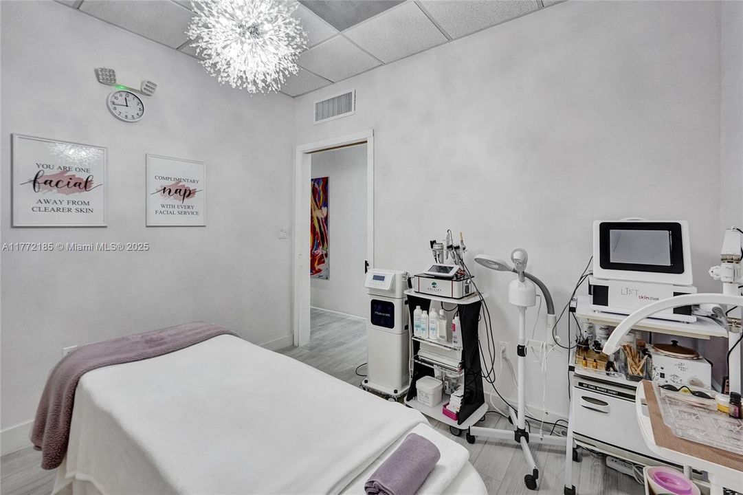 На продажу: $140,000 (0 спален, 0 ванн, 0 Квадратных фут)