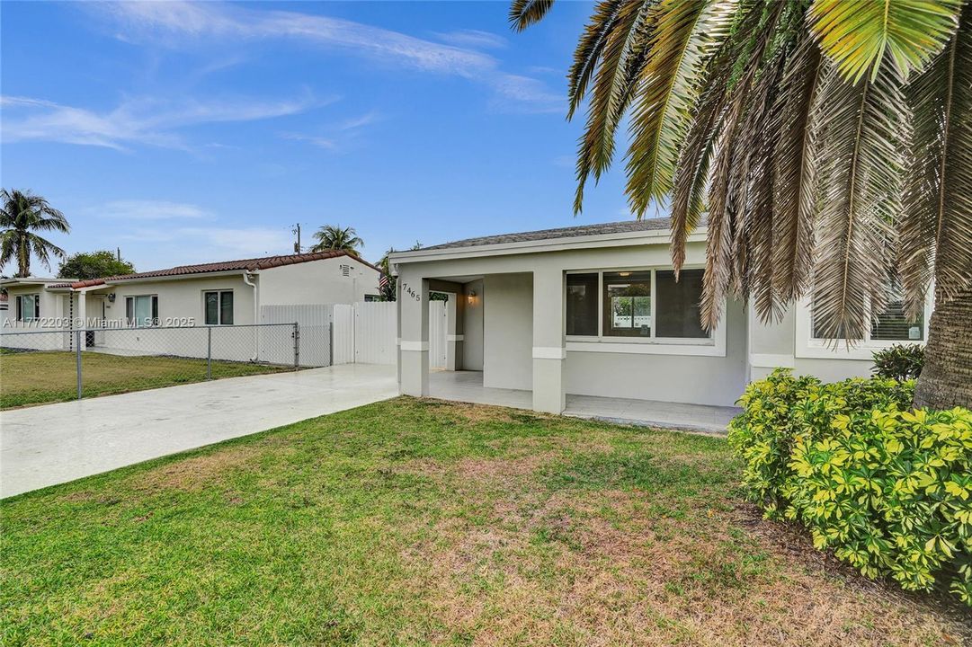 Recently Sold: $600,000 (3 beds, 1 baths, 960 Square Feet)