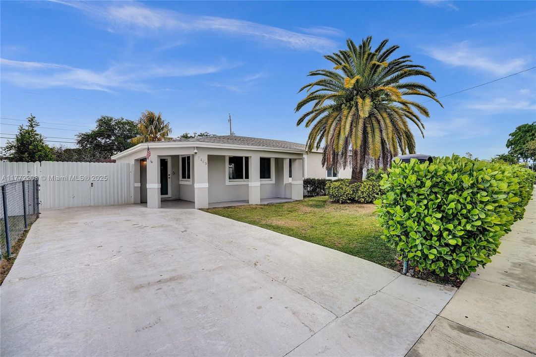 Recently Sold: $600,000 (3 beds, 1 baths, 960 Square Feet)