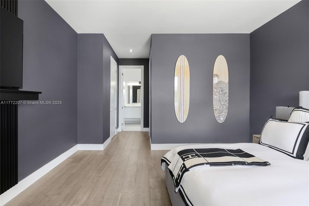 Недавно продано: $4,200,000 (7 спален, 8 ванн, 7305 Квадратных фут)