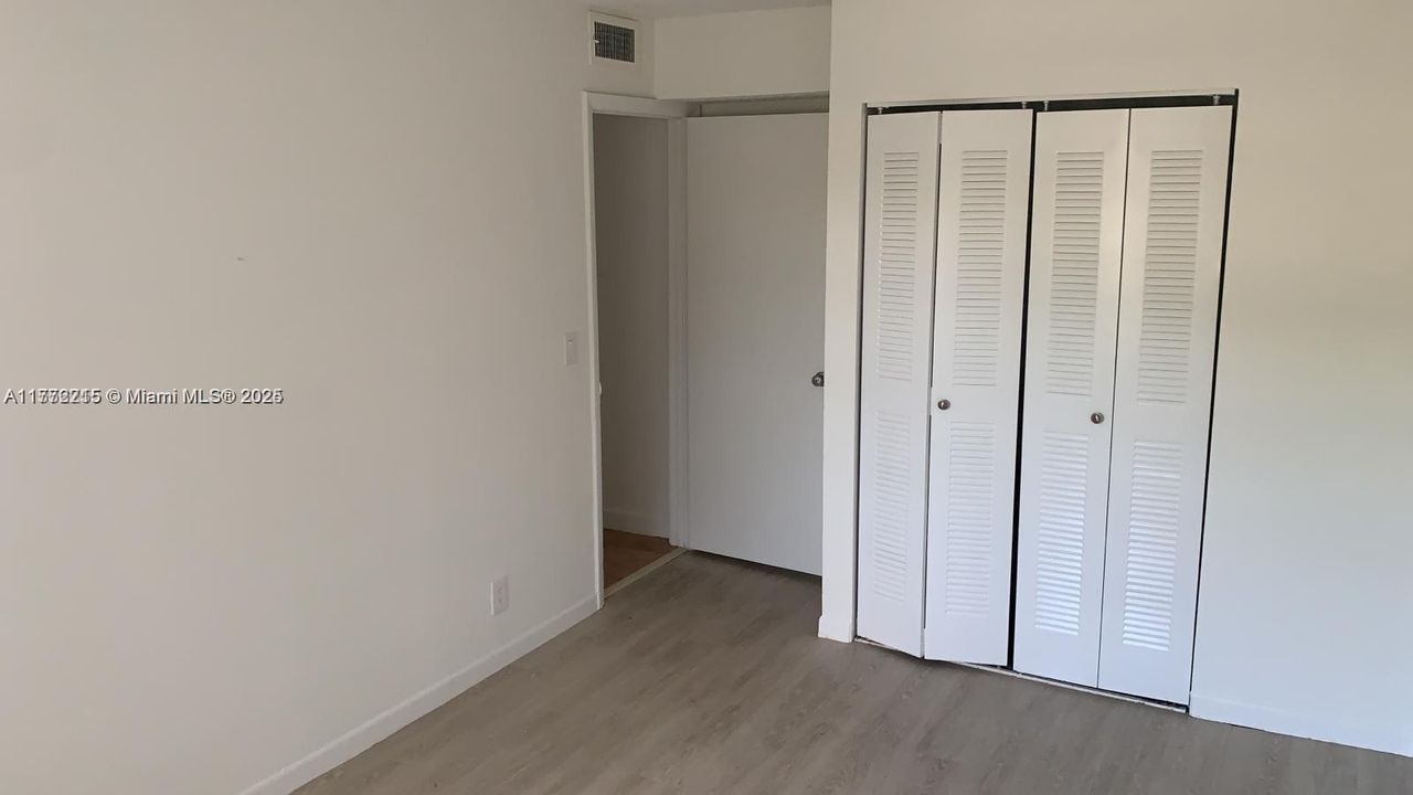 Recientemente alquilado: $2,300 (3 camas, 2 baños, 1125 Pies cuadrados)