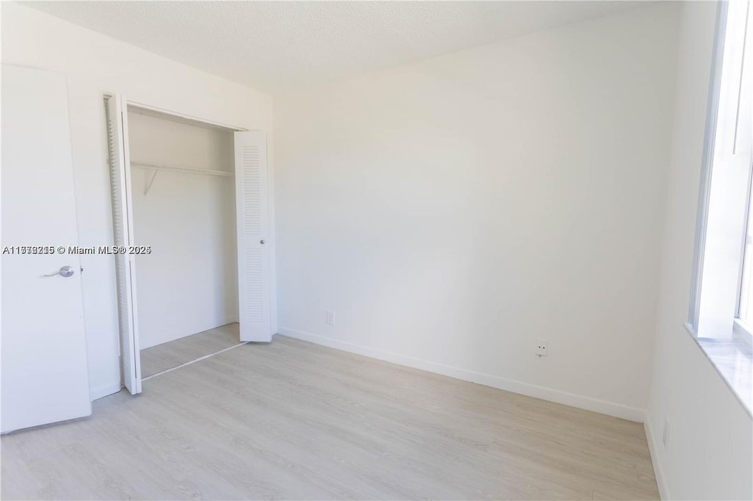 Recientemente alquilado: $2,300 (3 camas, 2 baños, 1125 Pies cuadrados)