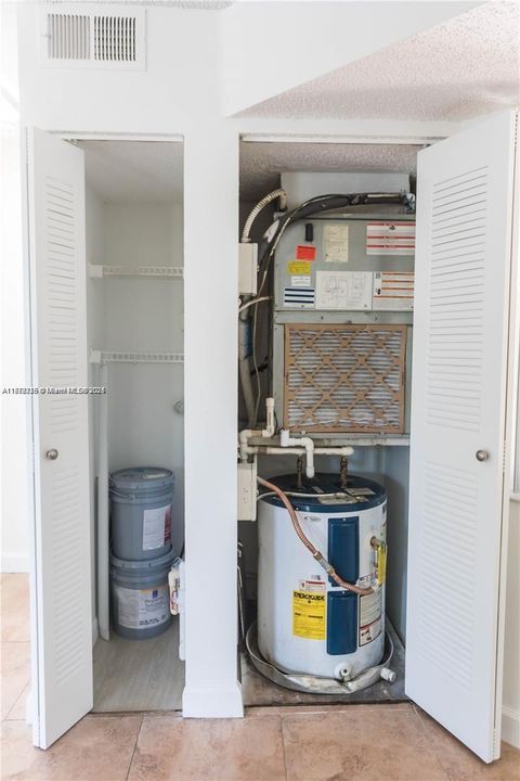 Recientemente alquilado: $2,300 (3 camas, 2 baños, 1125 Pies cuadrados)