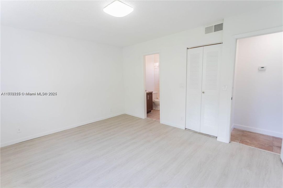 Recientemente alquilado: $2,300 (3 camas, 2 baños, 1125 Pies cuadrados)