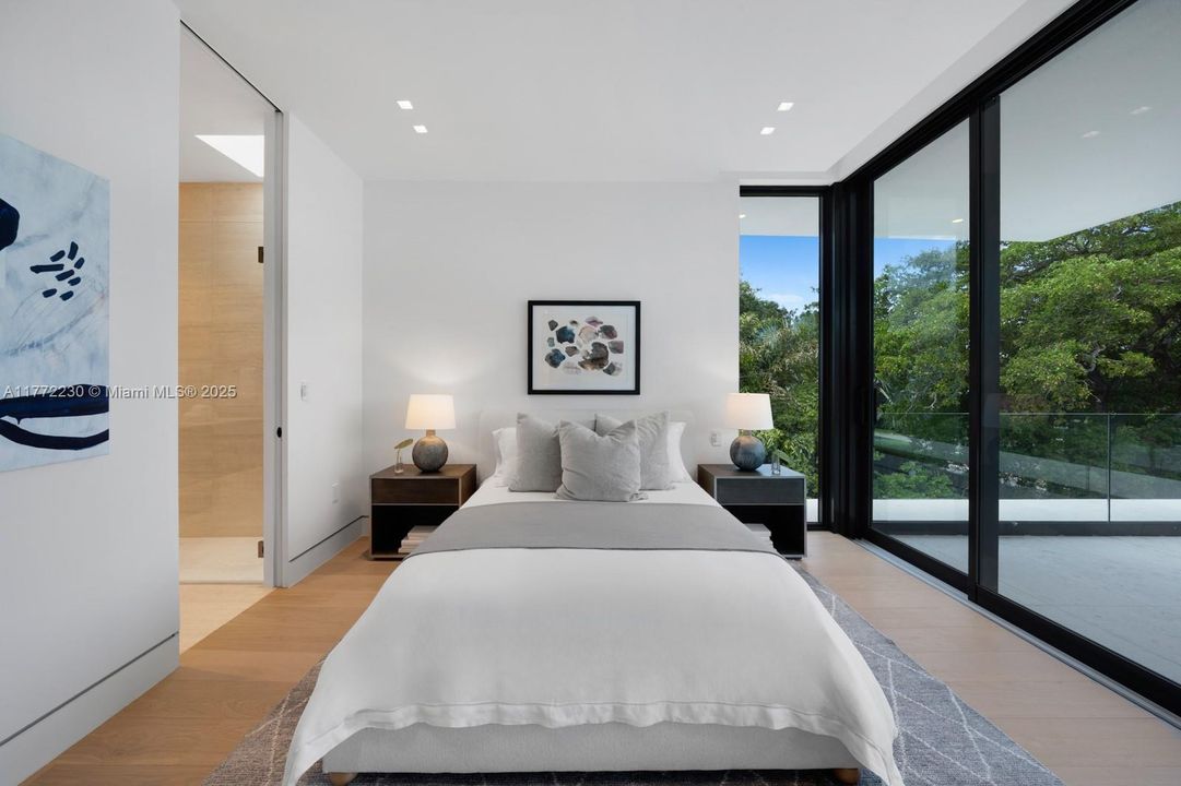 For Sale: $25,900,000 (7 beds, 7 baths, 6997 Square Feet)