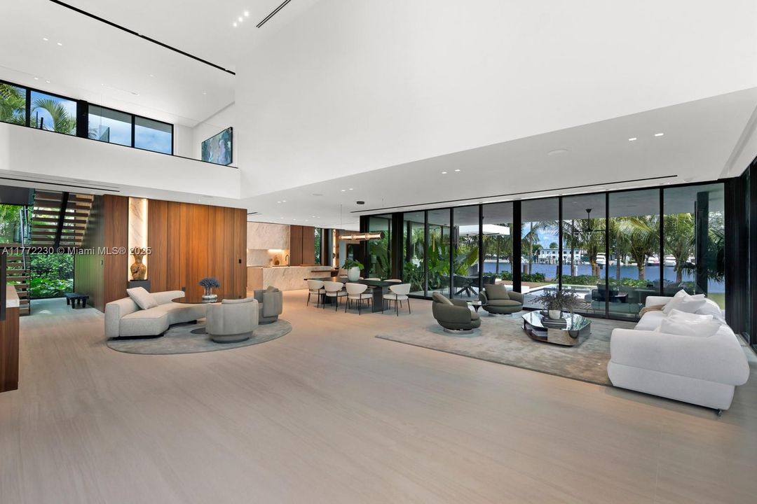 For Sale: $25,900,000 (7 beds, 7 baths, 6997 Square Feet)