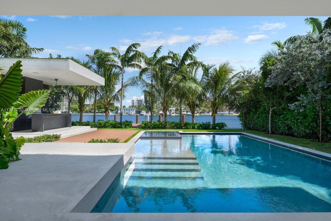 For Sale: $25,900,000 (7 beds, 7 baths, 6997 Square Feet)