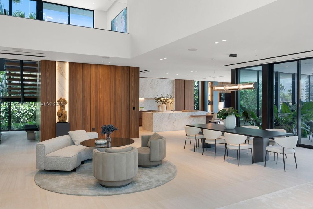 For Sale: $25,900,000 (7 beds, 7 baths, 6997 Square Feet)