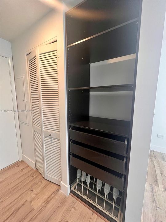 Recientemente alquilado: $3,500 (1 camas, 1 baños, 878 Pies cuadrados)