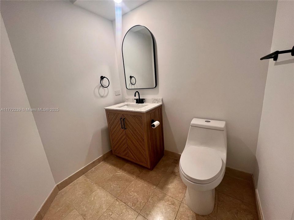 Recientemente alquilado: $3,500 (1 camas, 1 baños, 878 Pies cuadrados)