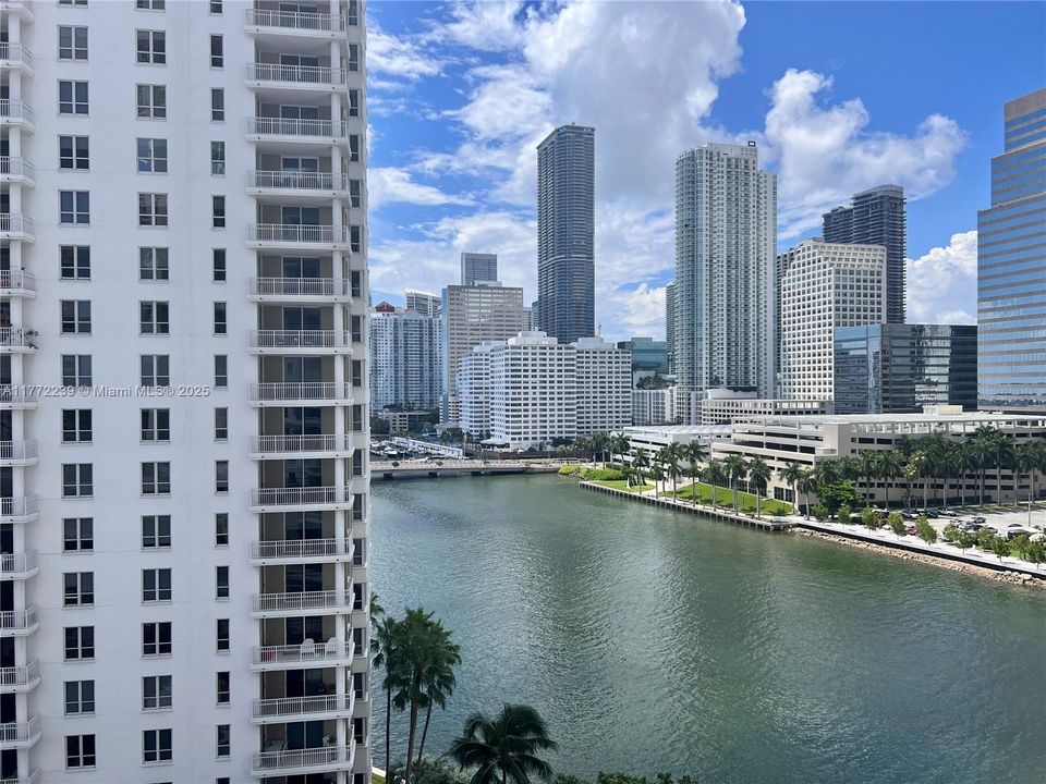 Recientemente alquilado: $3,500 (1 camas, 1 baños, 878 Pies cuadrados)