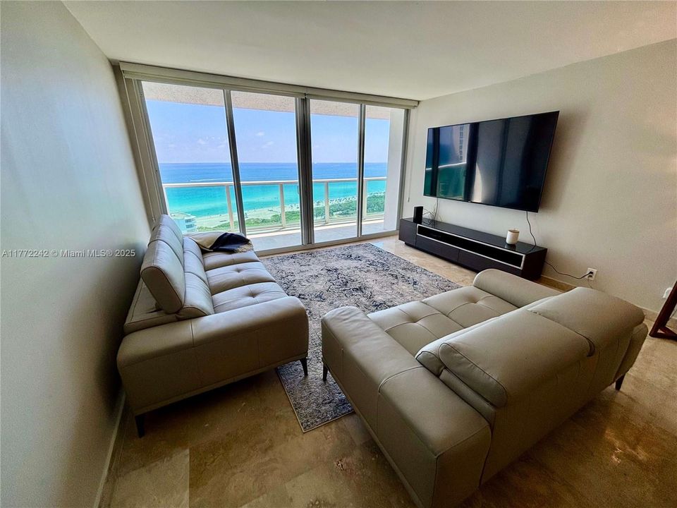 Vendido Recientemente: $455,000 (1 camas, 1 baños, 991 Pies cuadrados)