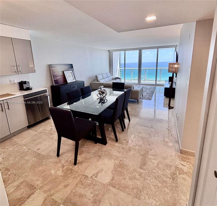 Vendido Recientemente: $455,000 (1 camas, 1 baños, 991 Pies cuadrados)