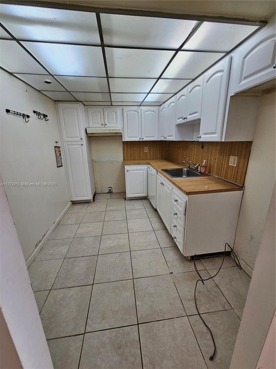 Vendido Recientemente: $125,000 (2 camas, 2 baños, 1100 Pies cuadrados)