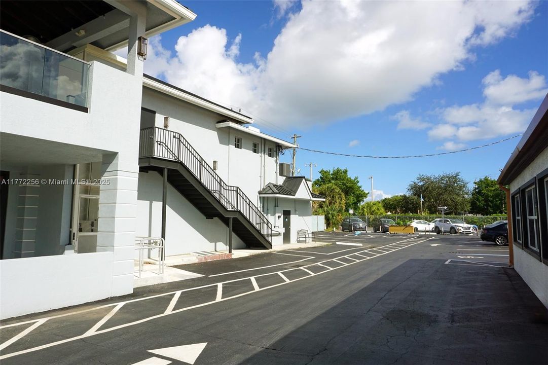 Active With Contract: $2,500,000 (0 beds, 0 baths, 0 Square Feet)